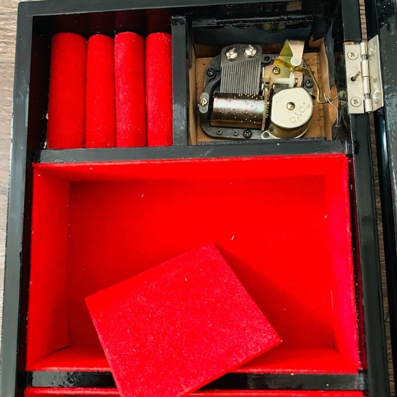 Jewelry box - Picture 6 of 11